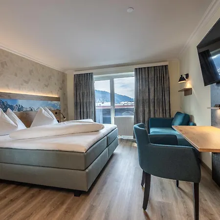 Hotel Fischer 3*